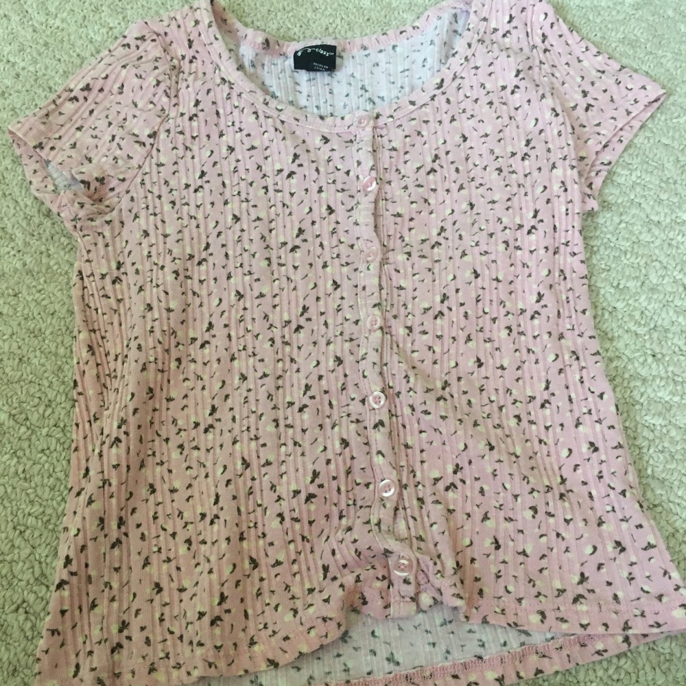 Cute short sleeve shirt